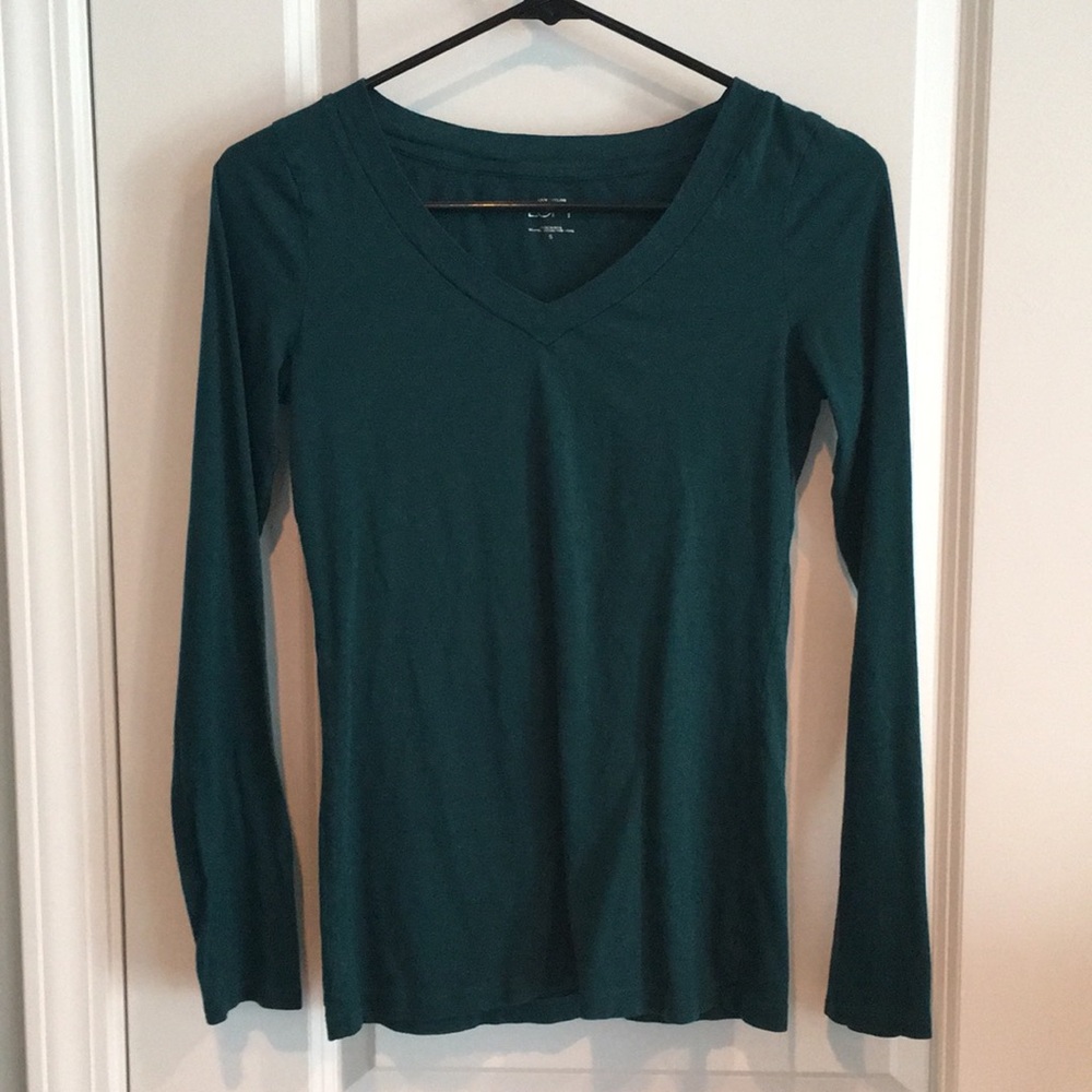 3 for $24 🐳 LOFT Long Sleeve Tee
